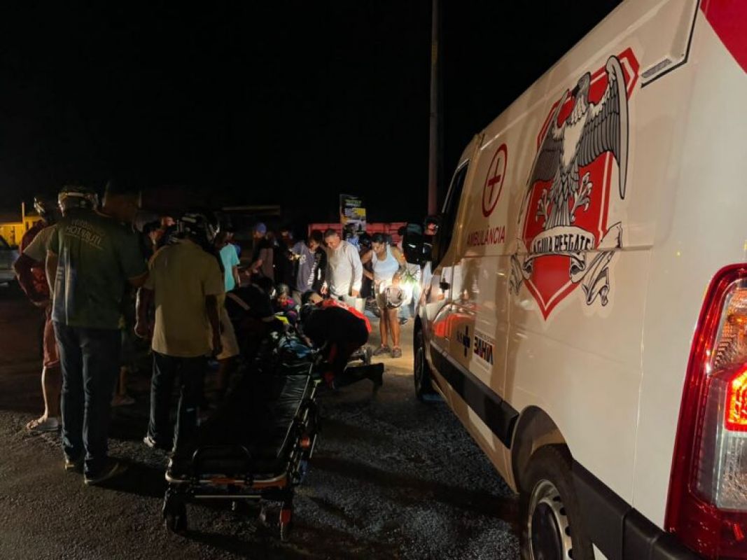 Idoso de 72 anos fica ferido após ser atropelado por carro na BA-120, em Coité; motorista fugiu sem prestar socorro