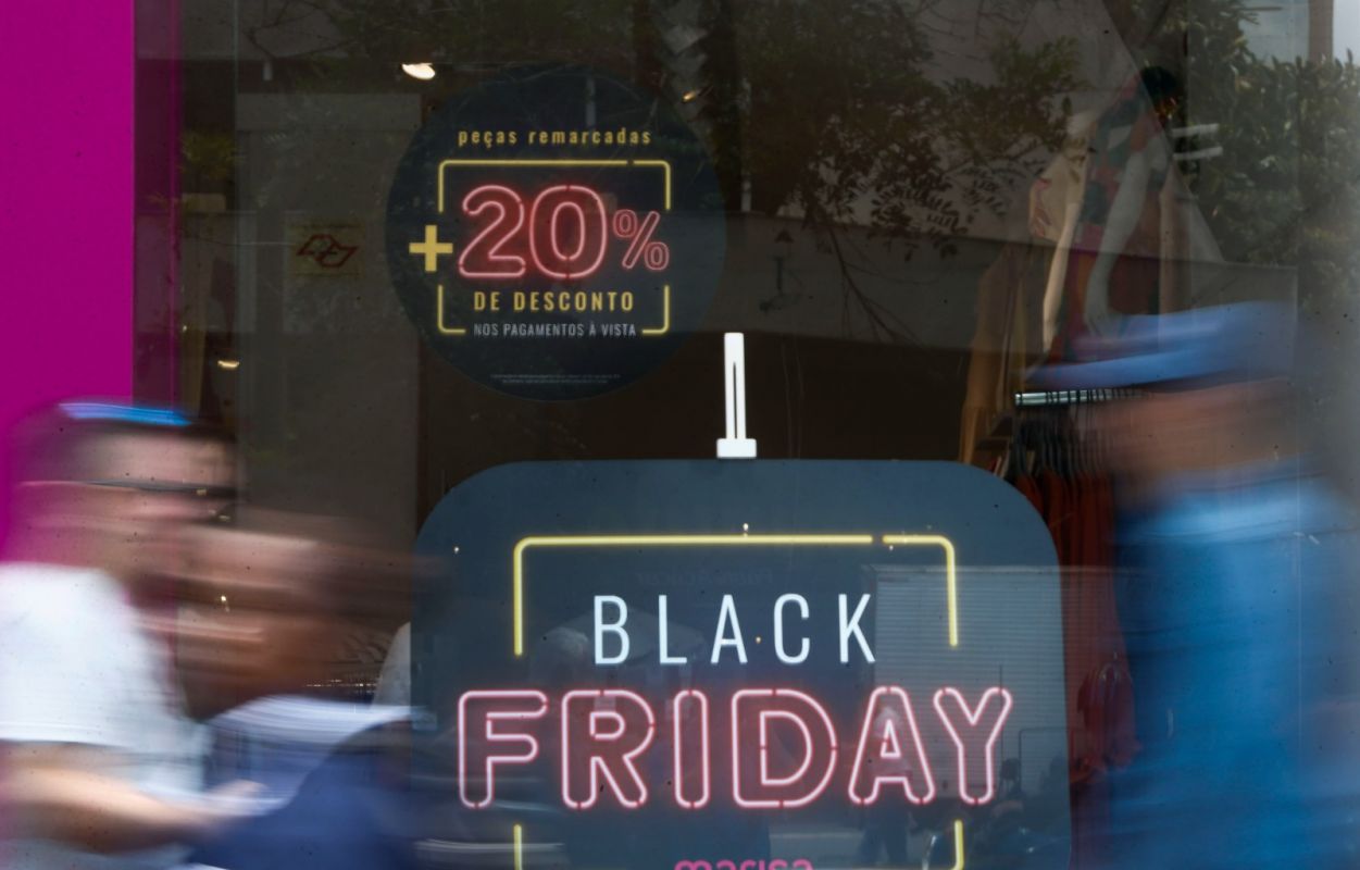 Seus direitos na Black Friday: como identificar promoções reais e evitar abusos