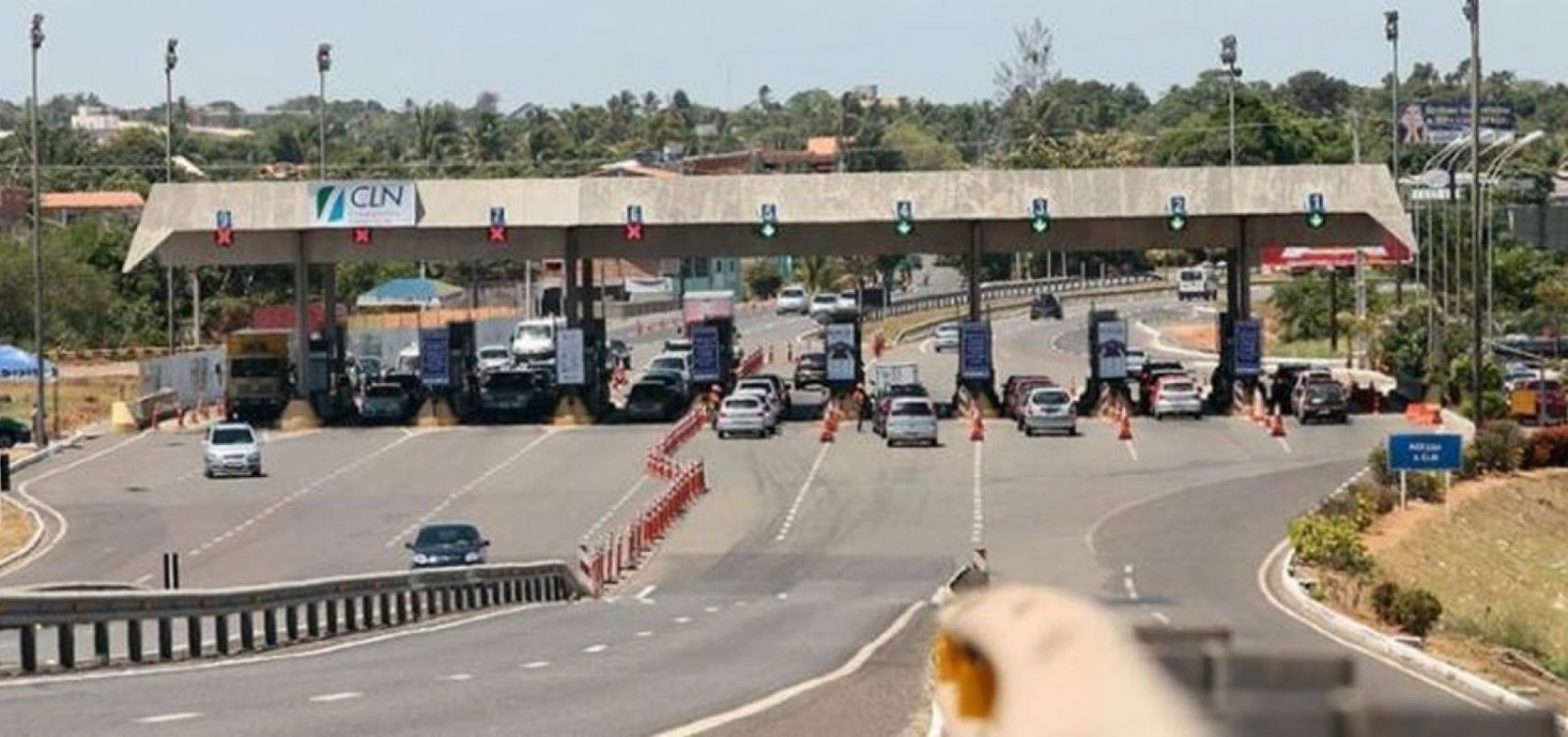 Reajuste do pedágio da BA-099 começaram a valer neste sábado