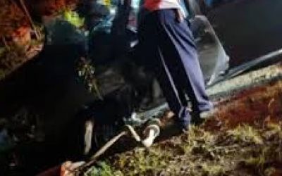 Mais um acidente na BR-101 deixa uma pessoa morta e outras três feridas